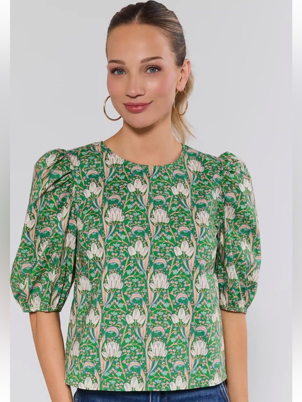 Avara Kylie Top | Floral Puff-Sleeve Top in Green
